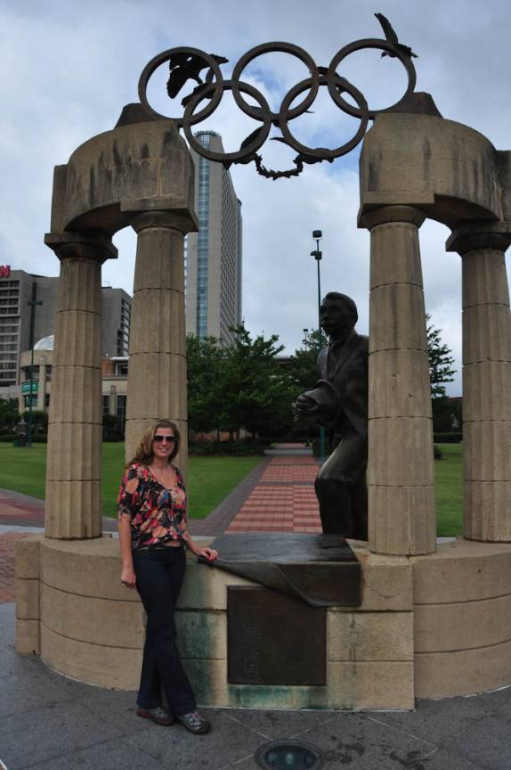 Caminhando no parque olímpico em Atlanta, na Georgia - EUA
